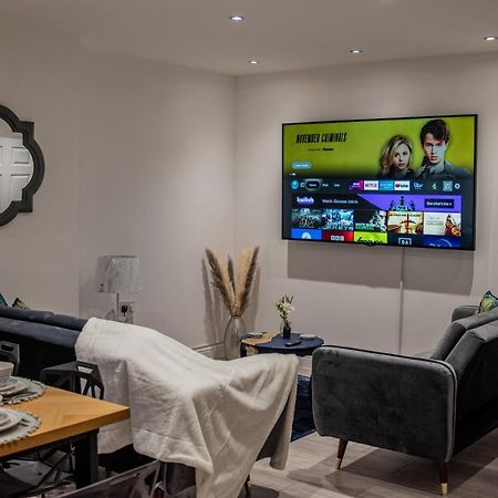 Bv Comfy Spacious 3 Bedroom House At Tatton Street Manchester Exterior foto